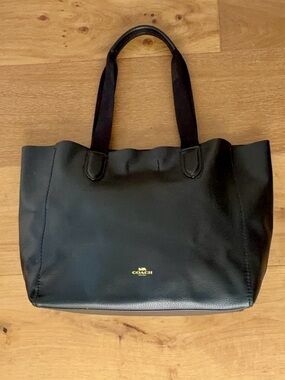 Coach Derby Tote Work Bag Black Pebbled Leather Style F58660 Gold Accent EUC